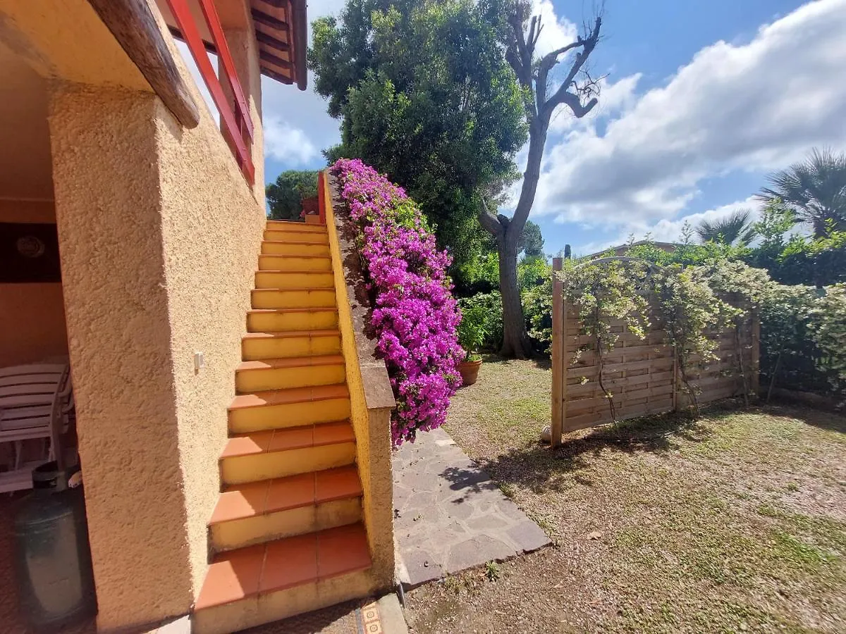 Villa Giolu ポルトフェッラーイオ アパート