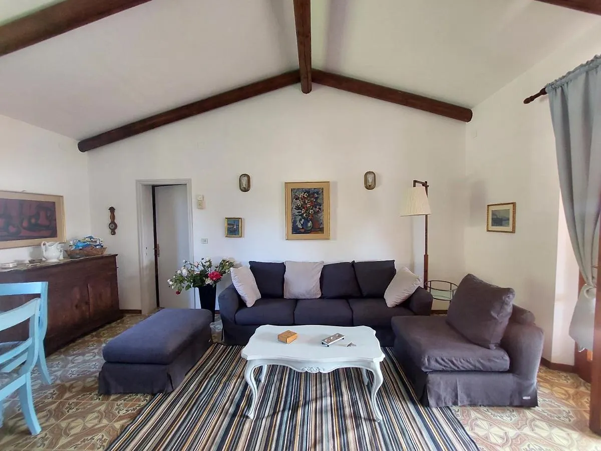 Villa Giolu ポルトフェッラーイオ