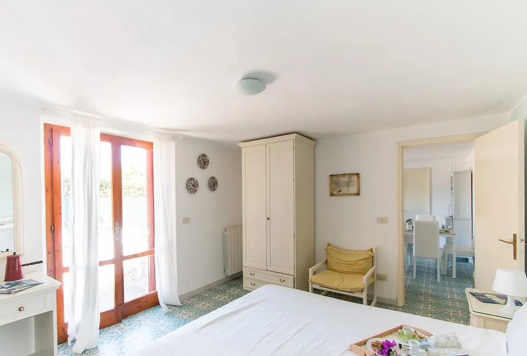 Villa Giolu ポルトフェッラーイオ